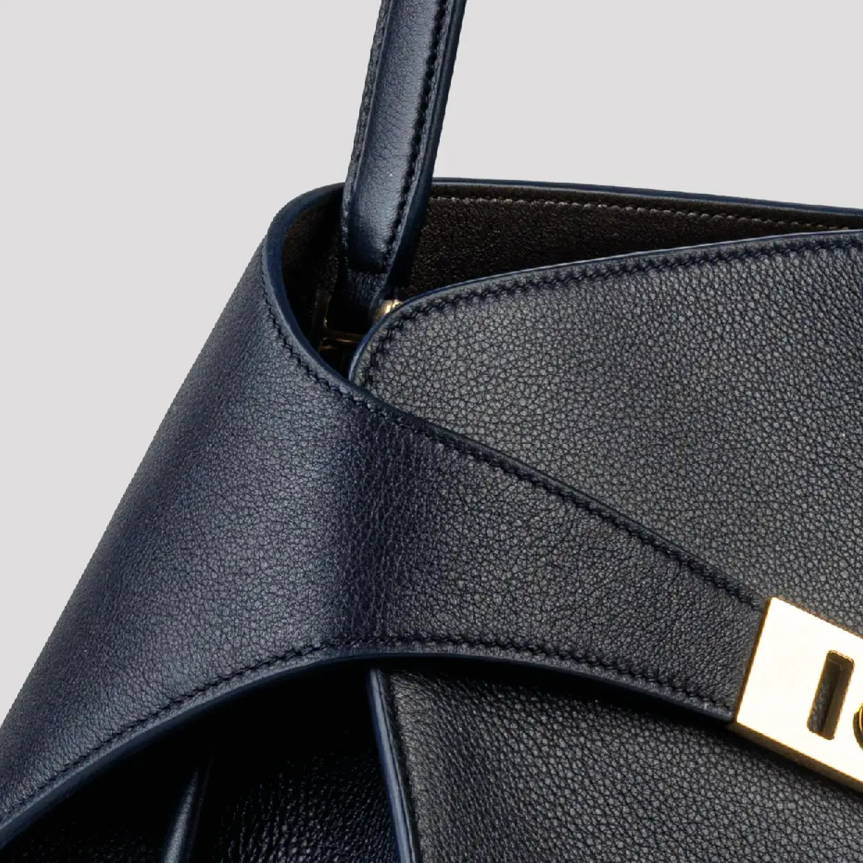 Salvatore Ferragamo torba - Slika 4