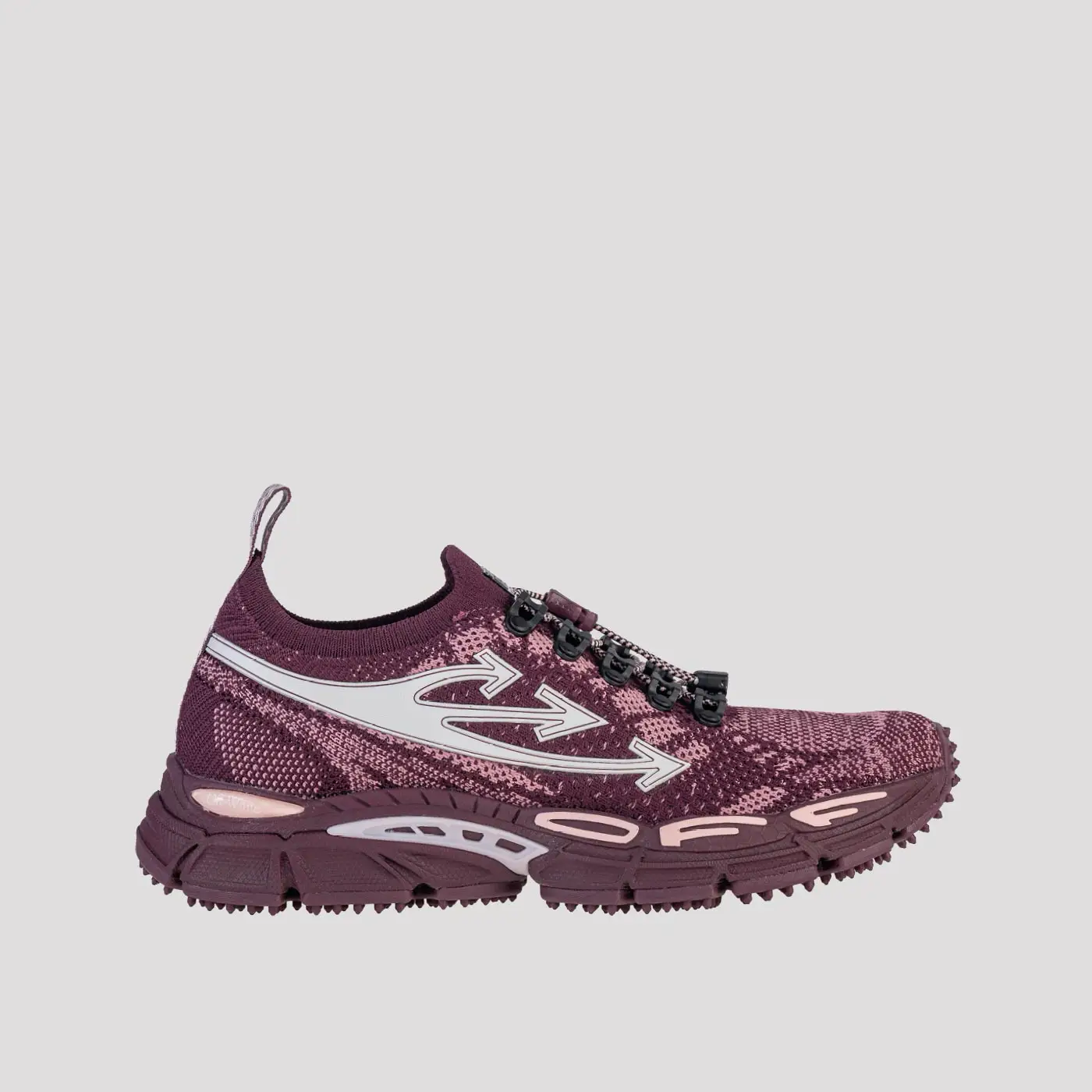 Off-white patike